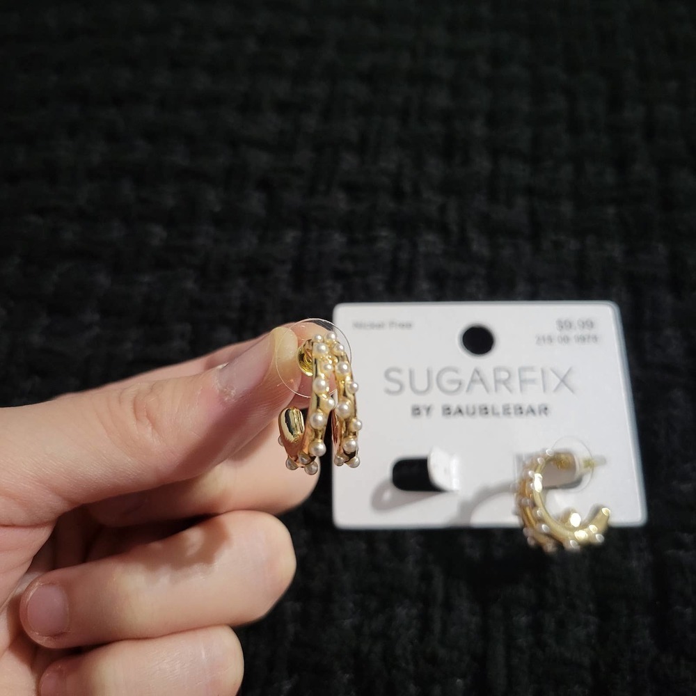 🔴SUGARFIX by BaubleBar Pearl and Gold Double Hoop Earrings - Gold‎ - Picture 4 of 5